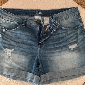 Denim cuff shorts